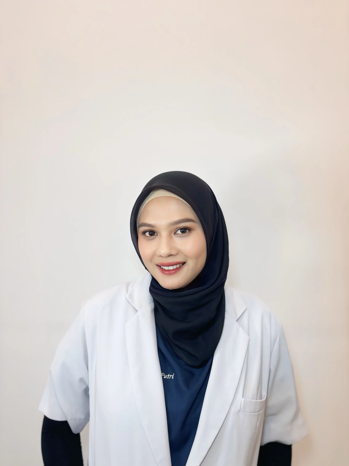 drg. Vinanga Dentia Putri